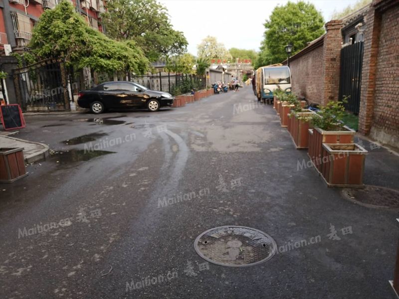 北京小区 东城小区 地安门小区 帽儿胡同45号院 房屋总数: 382户 绿
