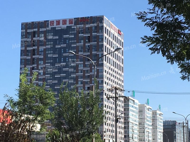 财满街锐城国际